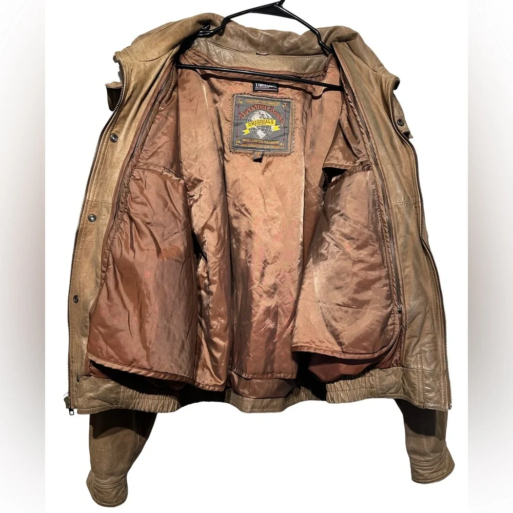 Adventure Bound Vintage 80s Leather Bomber - Picture 4 of 8